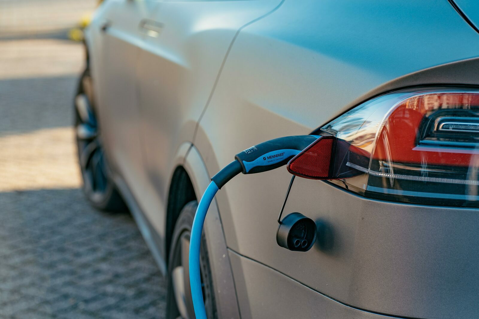Elektrische auto opladen