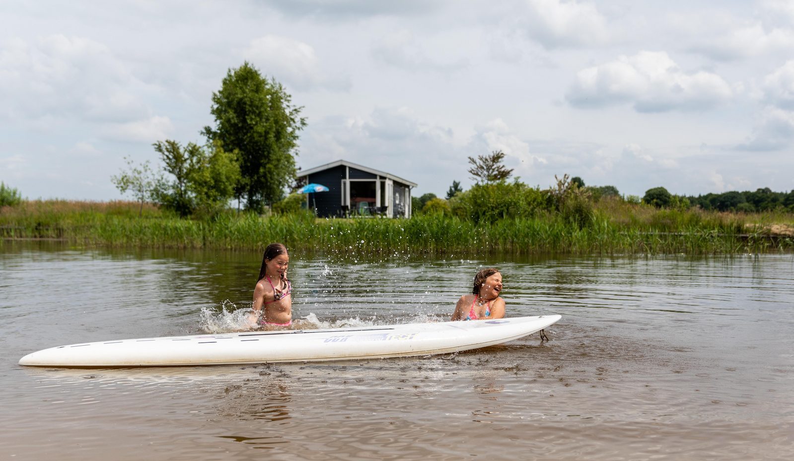 Holiday park with recreational lake