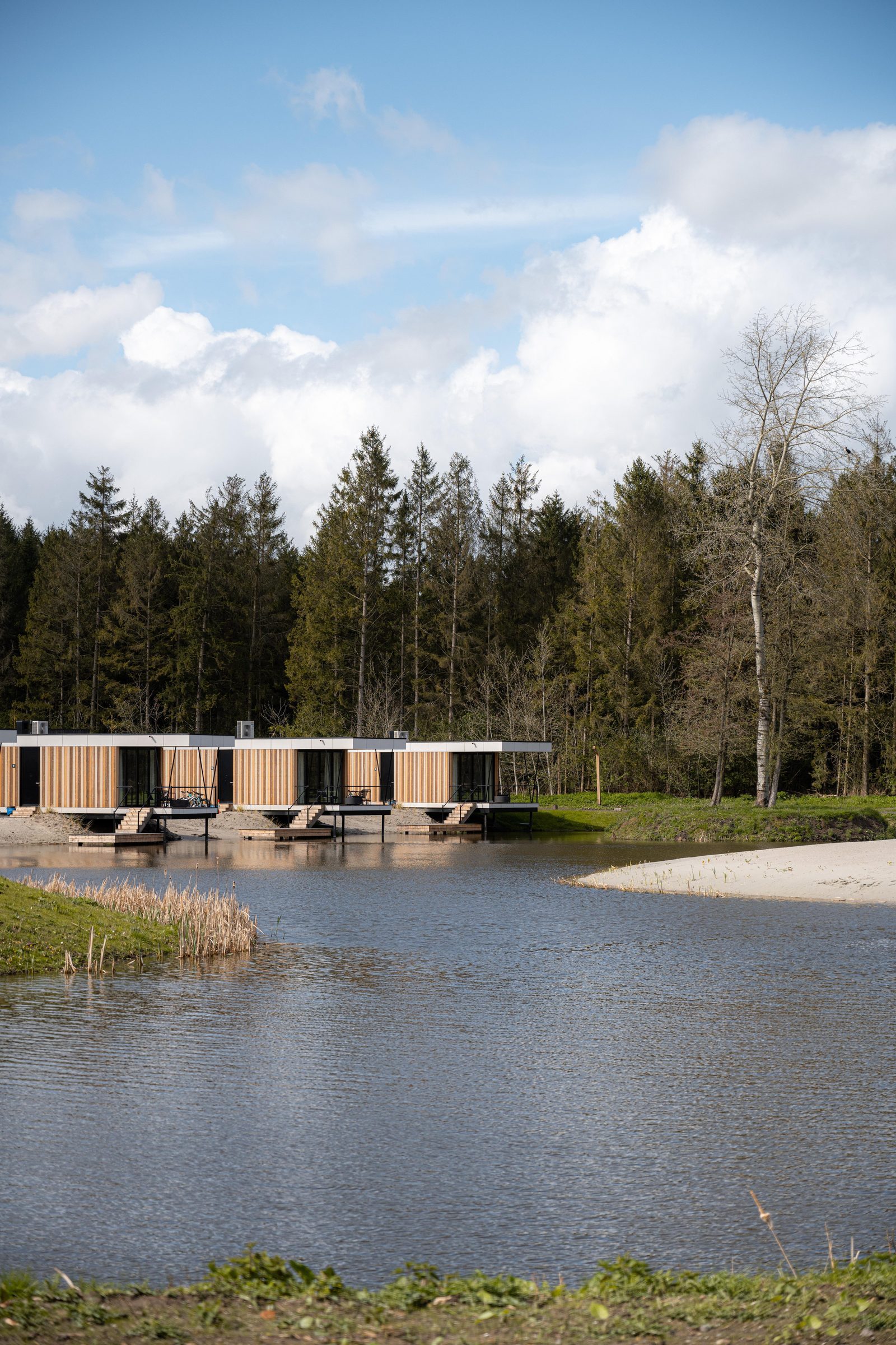 Ferienhaus am Wasser mit Hund