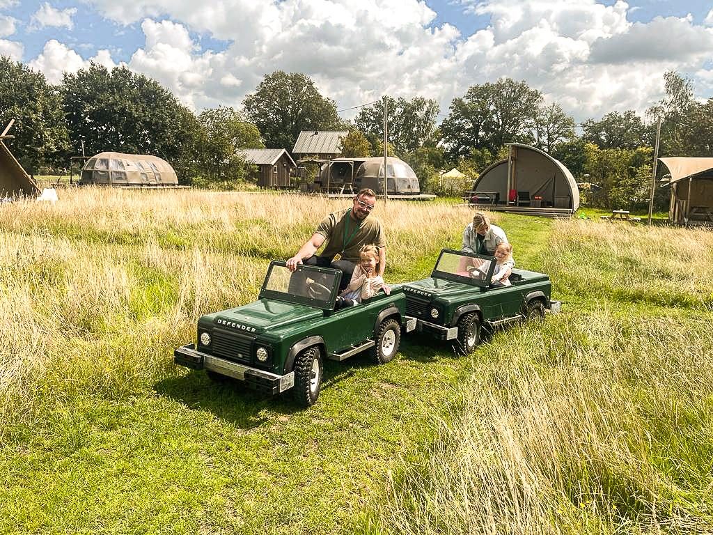 Mini-LandRovers