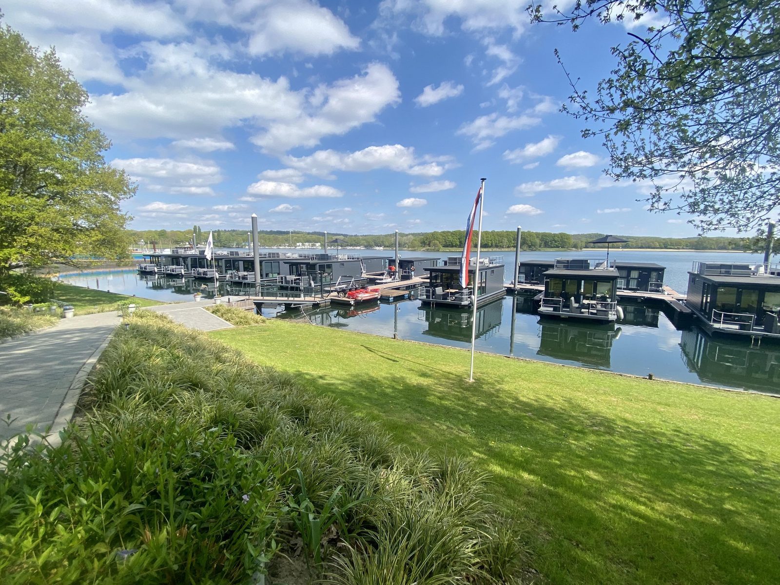 Holiday on the water