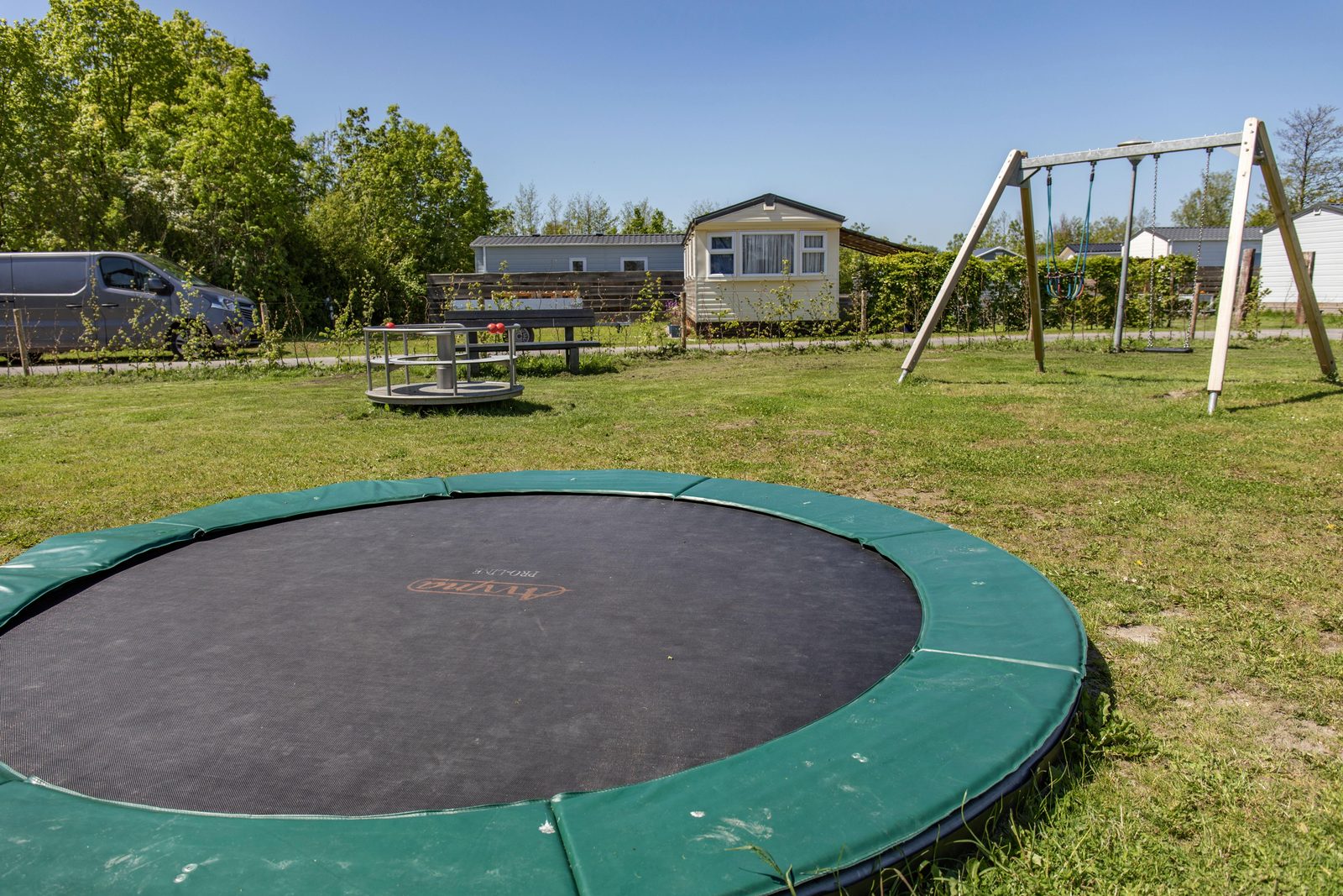 Trampoline