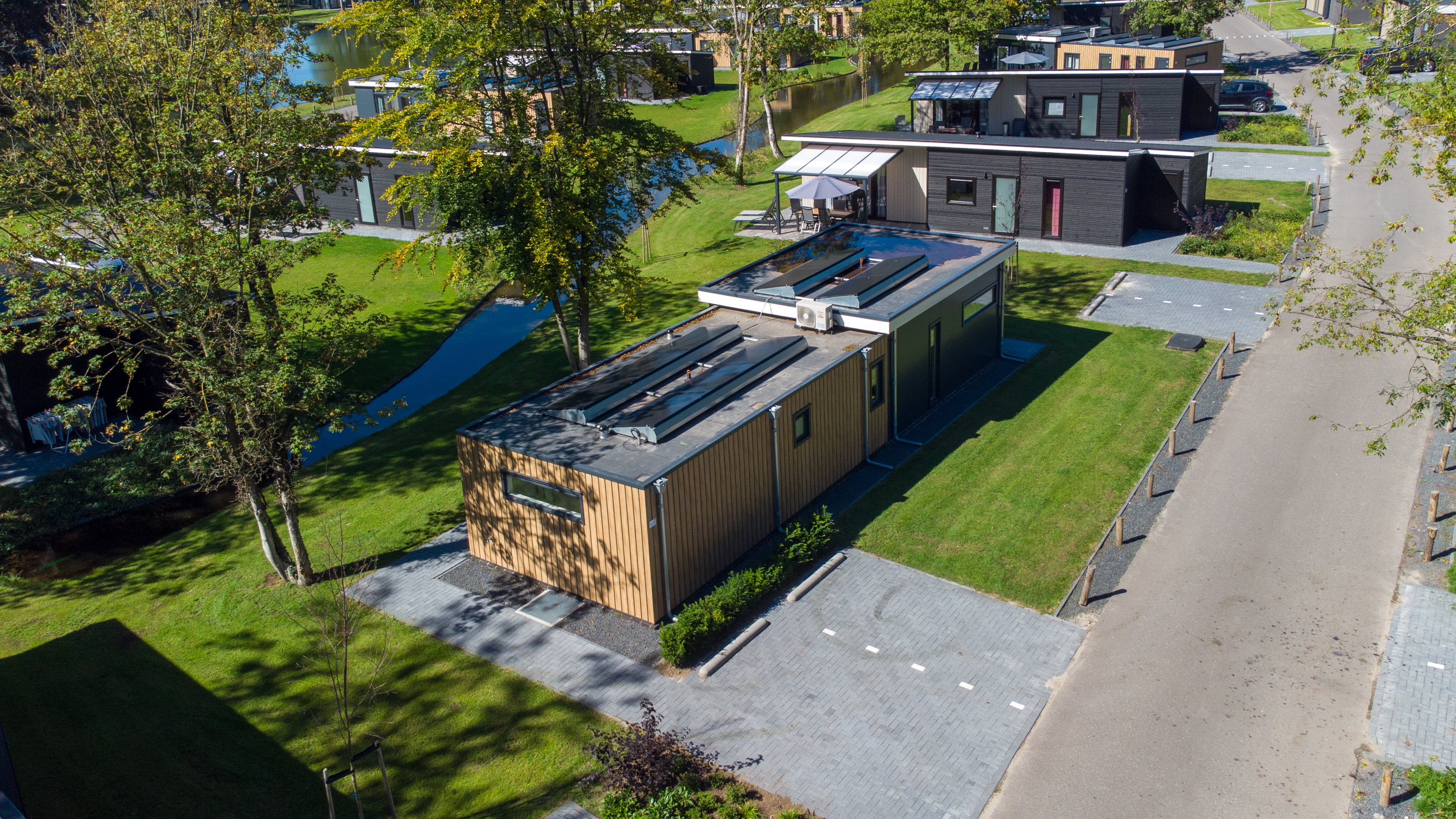 Alcon met sauna en sunshower