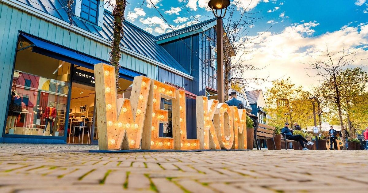 Batavia Stad Fashion Outlet - Shoppen tot je erbij neervalt!