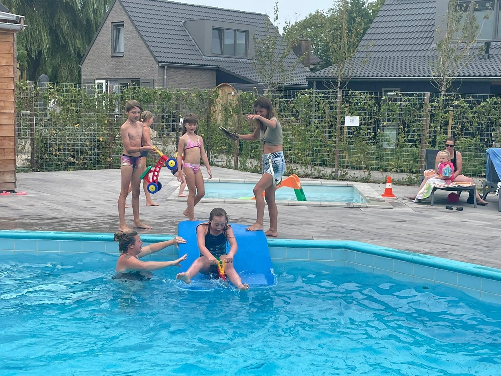 Kids Pool Party 