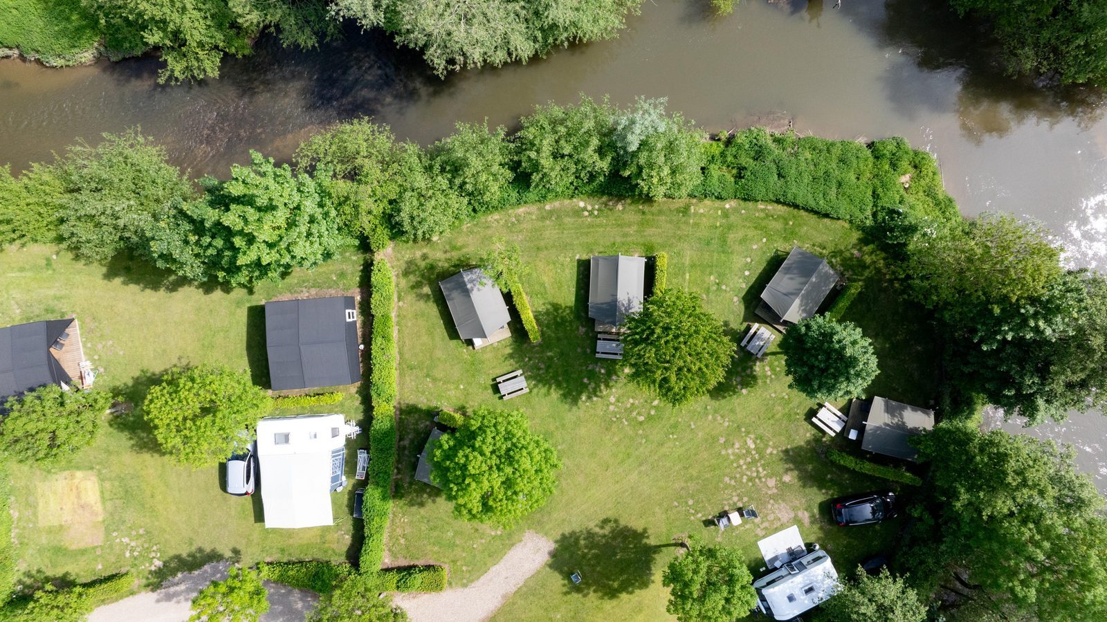 camping limburg aan het water