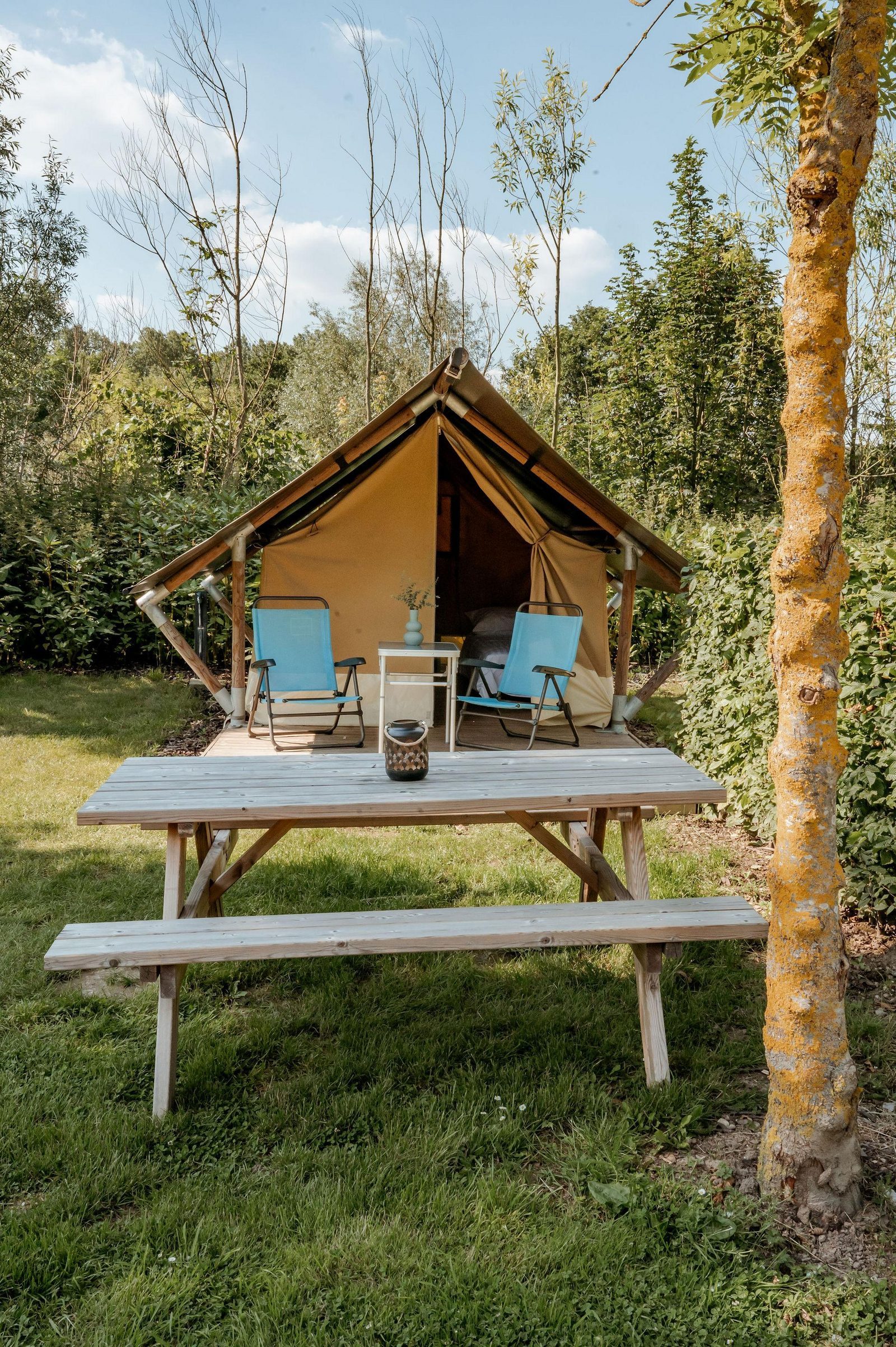 ingerichte tent huren 2 personen