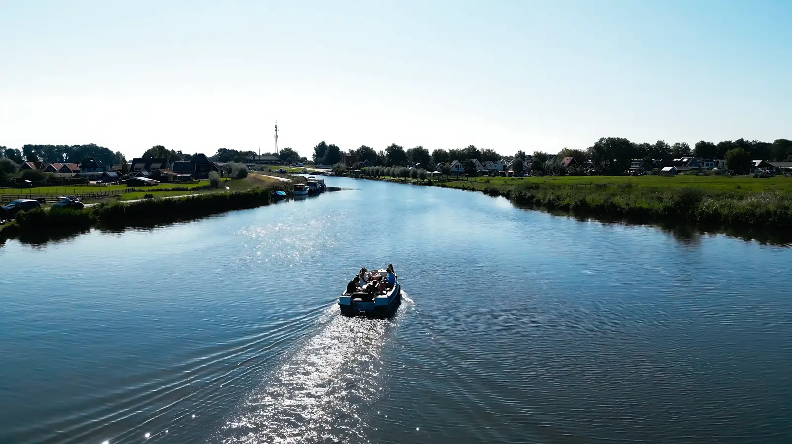 Uw eigen ligplaats (vlak)bij uw vakantiewoning!