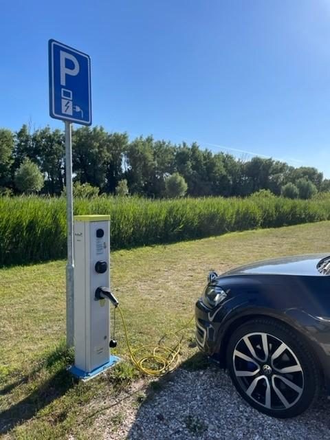 Charging Pole