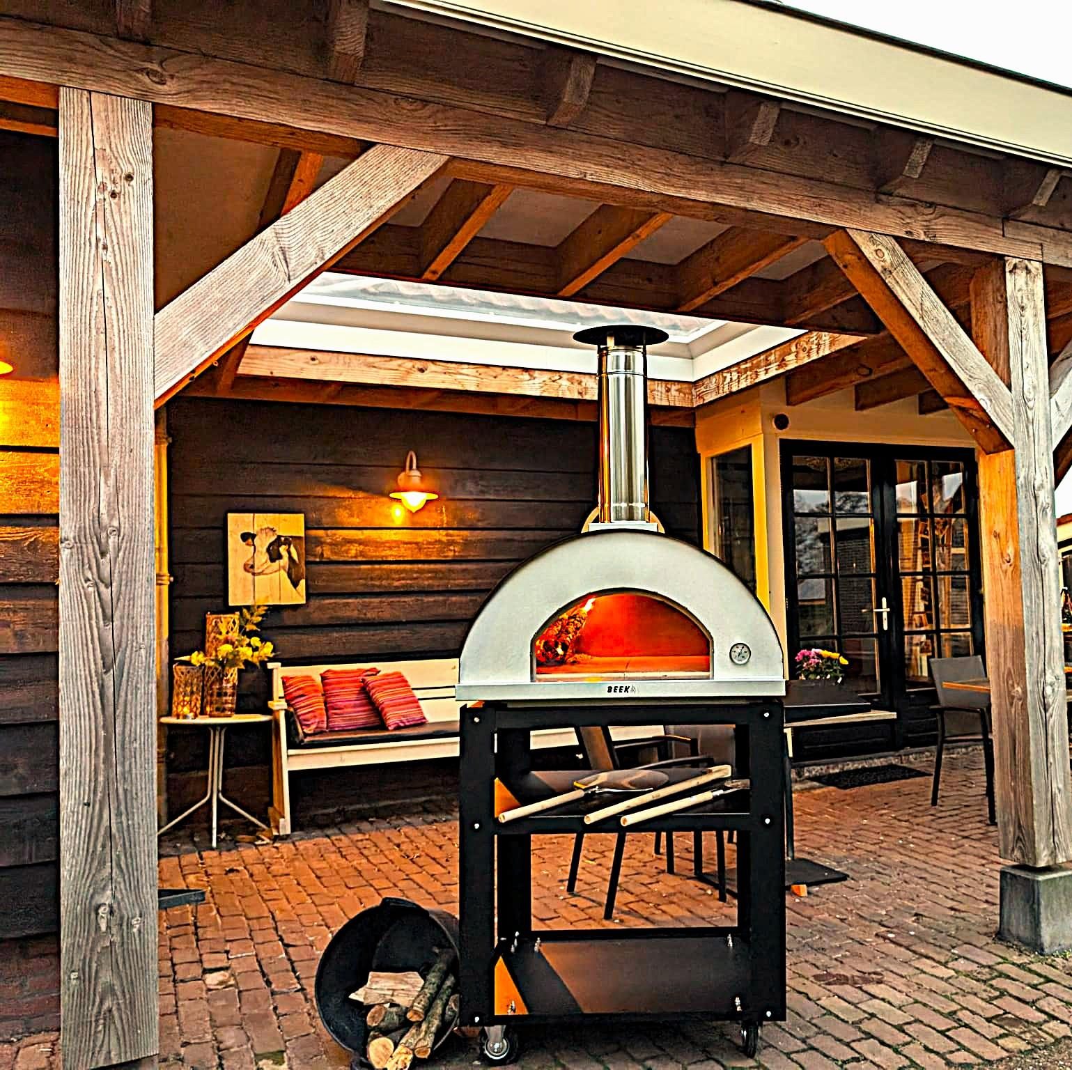 Houtgestookte Pizzaoven-groepsaccommodatie