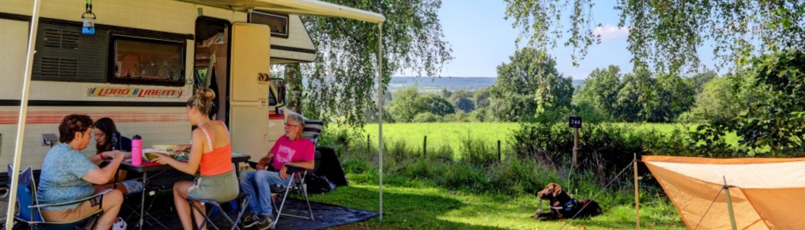 Panoramisch Uitzicht Camping La Colline