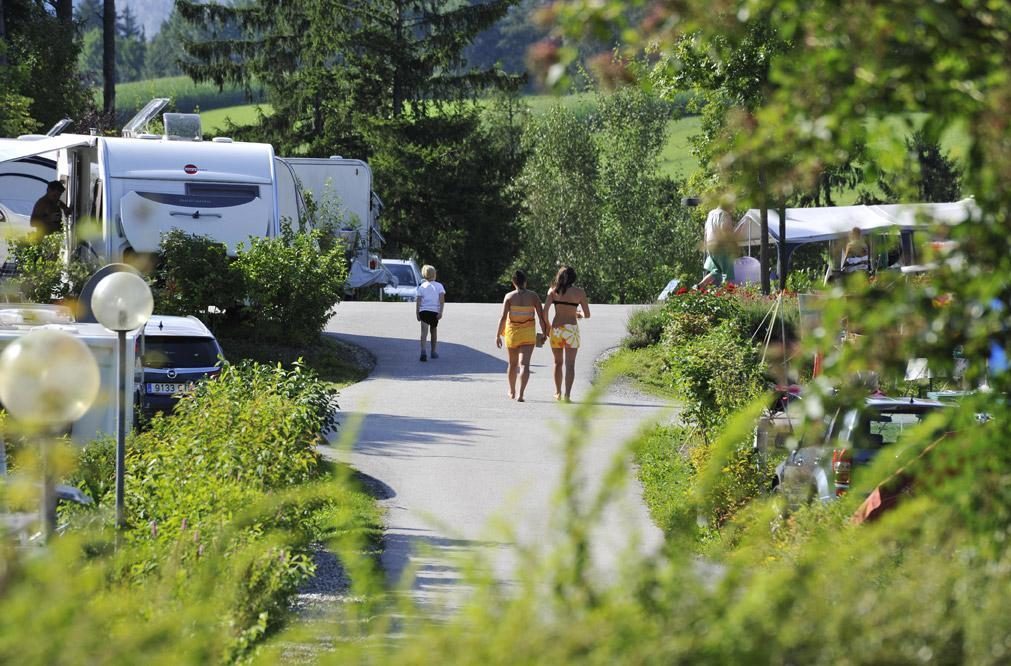 Camping am Standard-Stellplatz nahe Innsbruck
