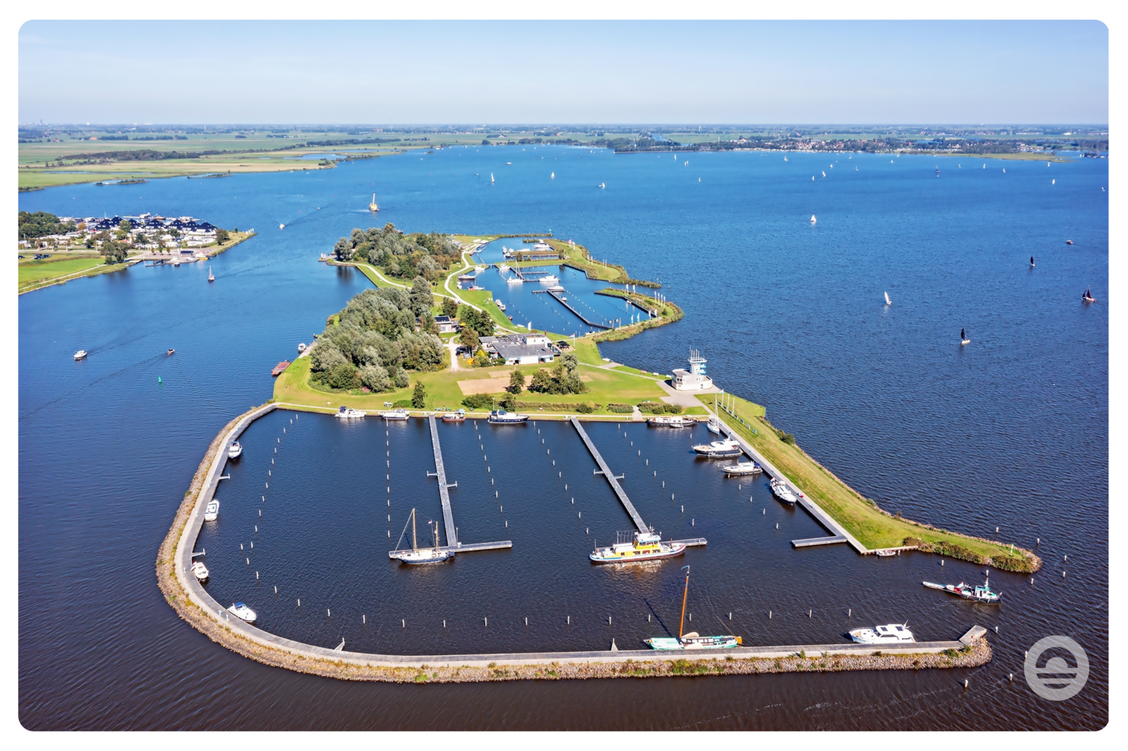 Watersport op het Sneekermeer