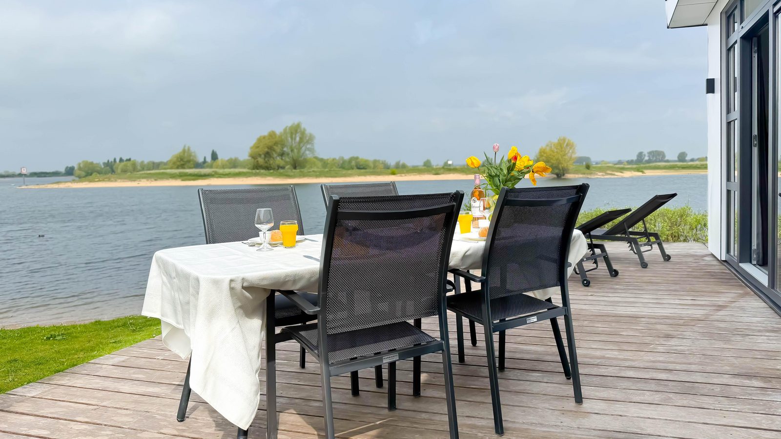 Luxuriöses Chalet in bester Lage am Nederrijn