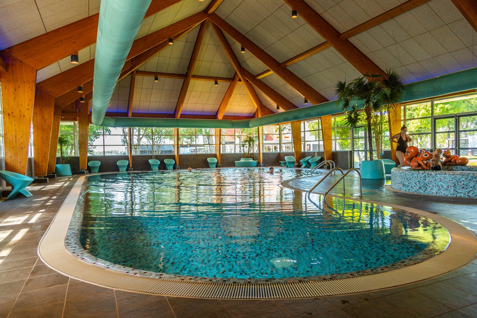 Hallenbad & Wellness-Center