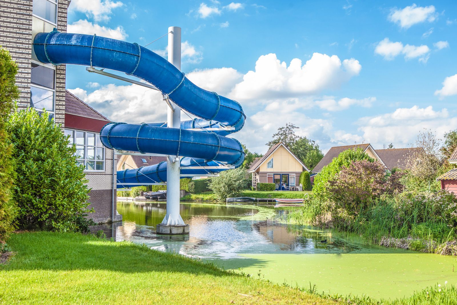 Beheiztes Hallenbad