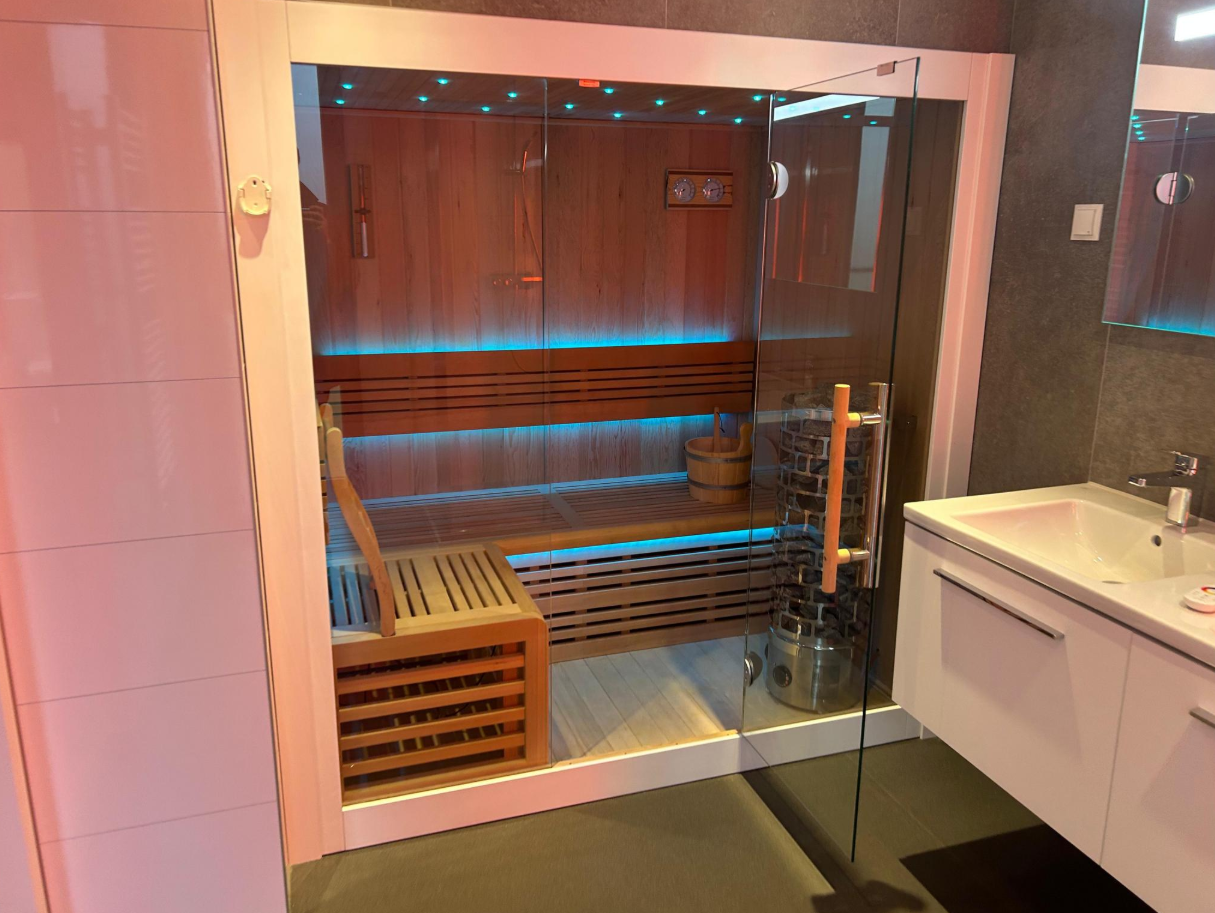 Spa lodge for 2 people