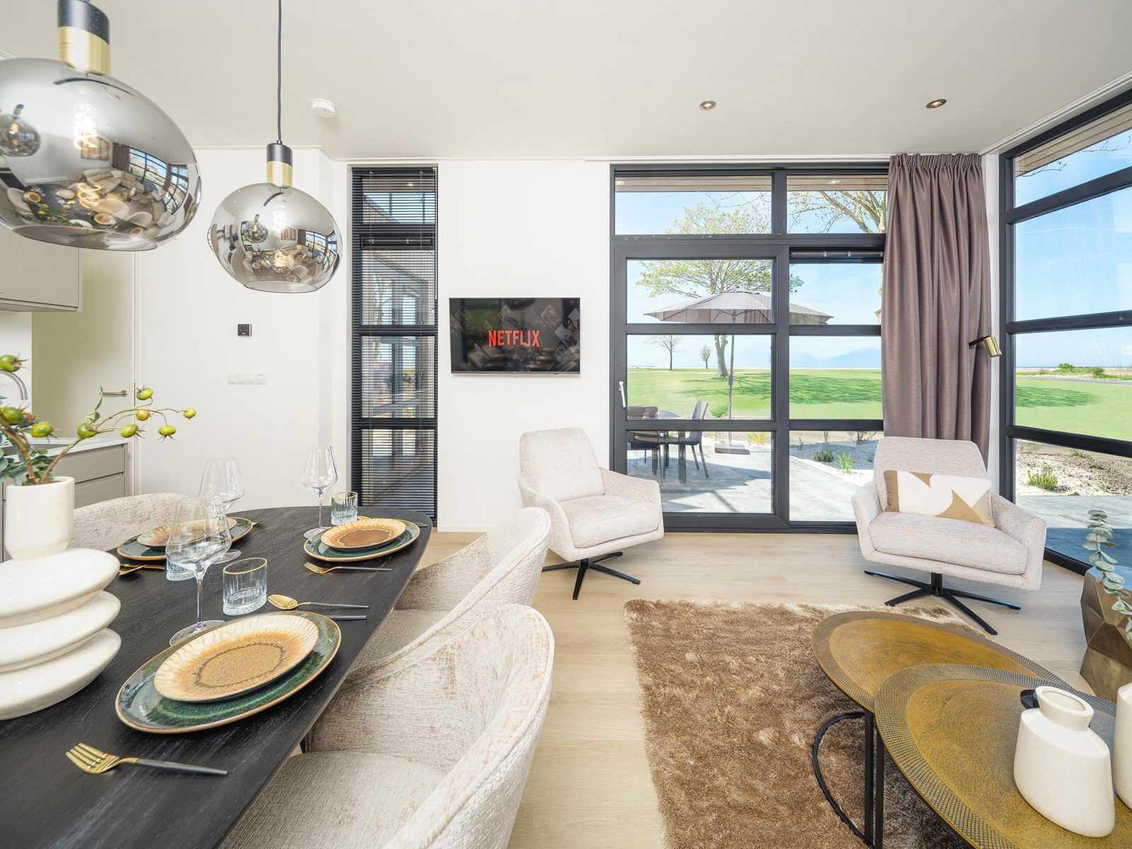 Villa L-Meerzicht 6-persons
