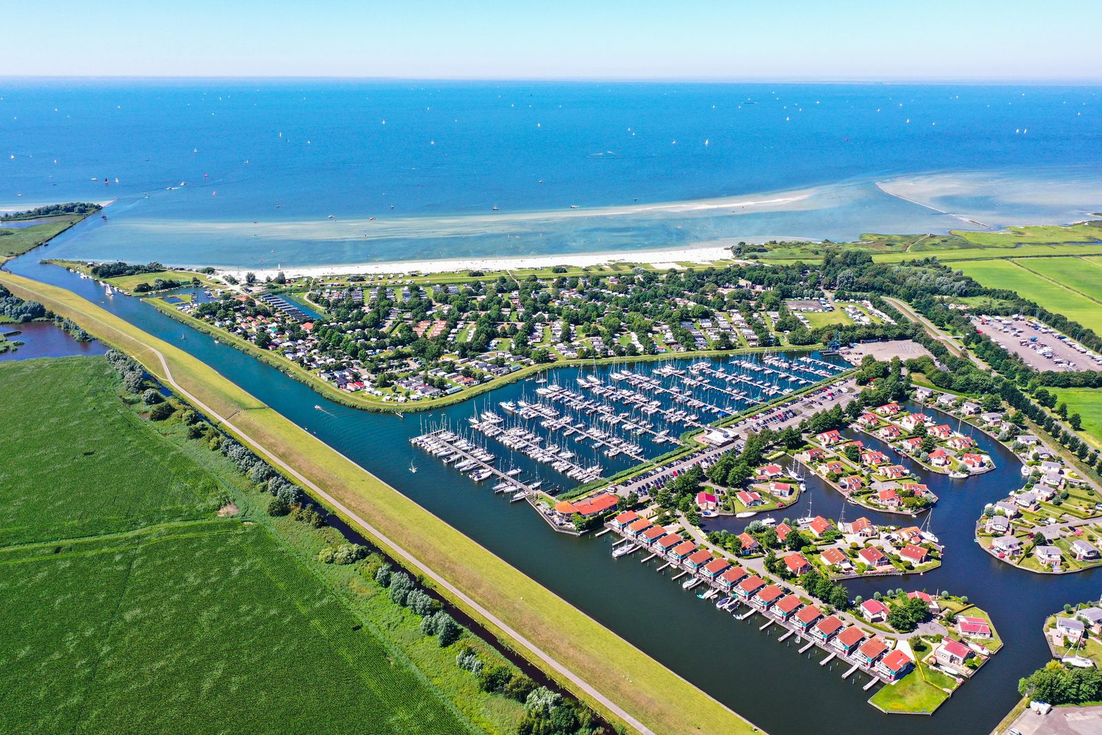 Villa L-Meerzicht 4-persons