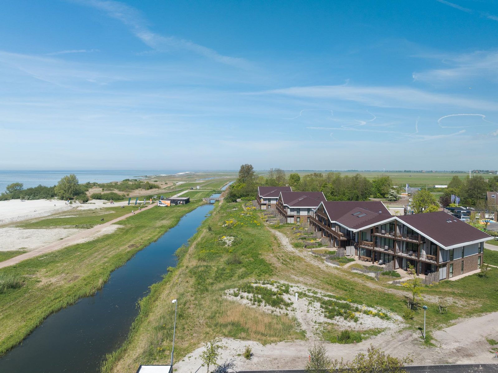 More about Beach Resort Soal