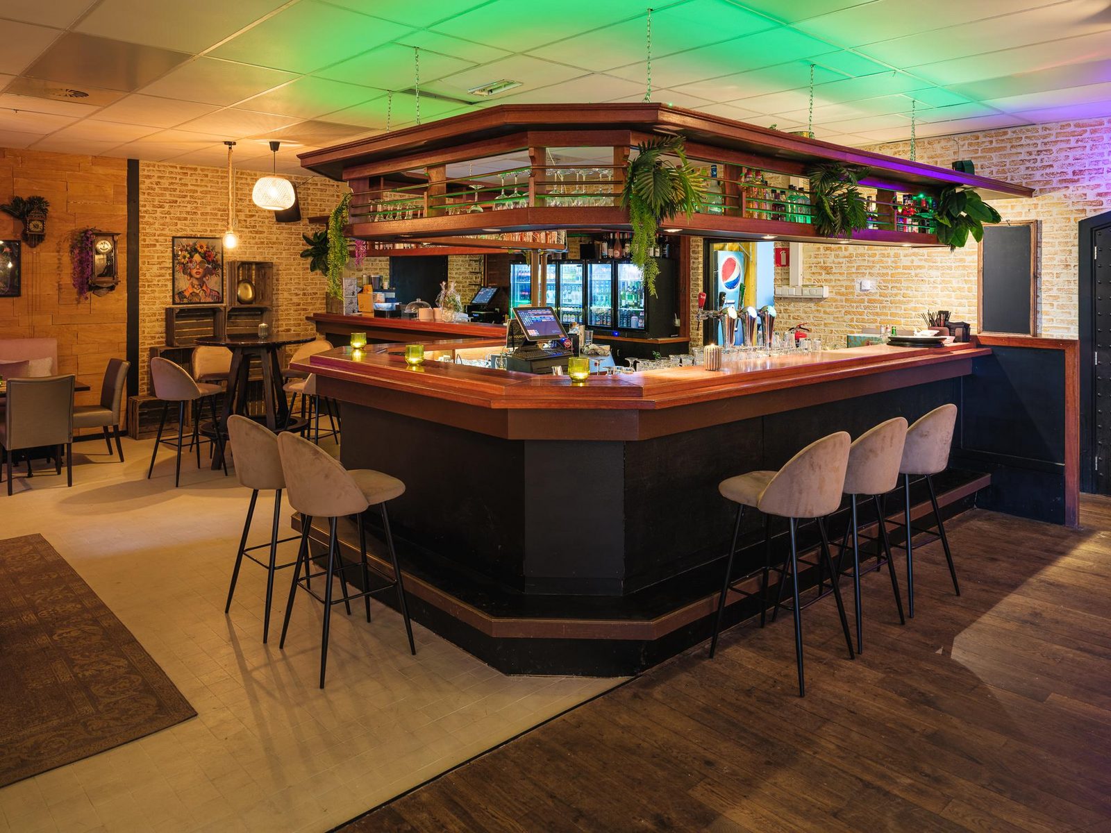Restaurant „Hamburgers & More"