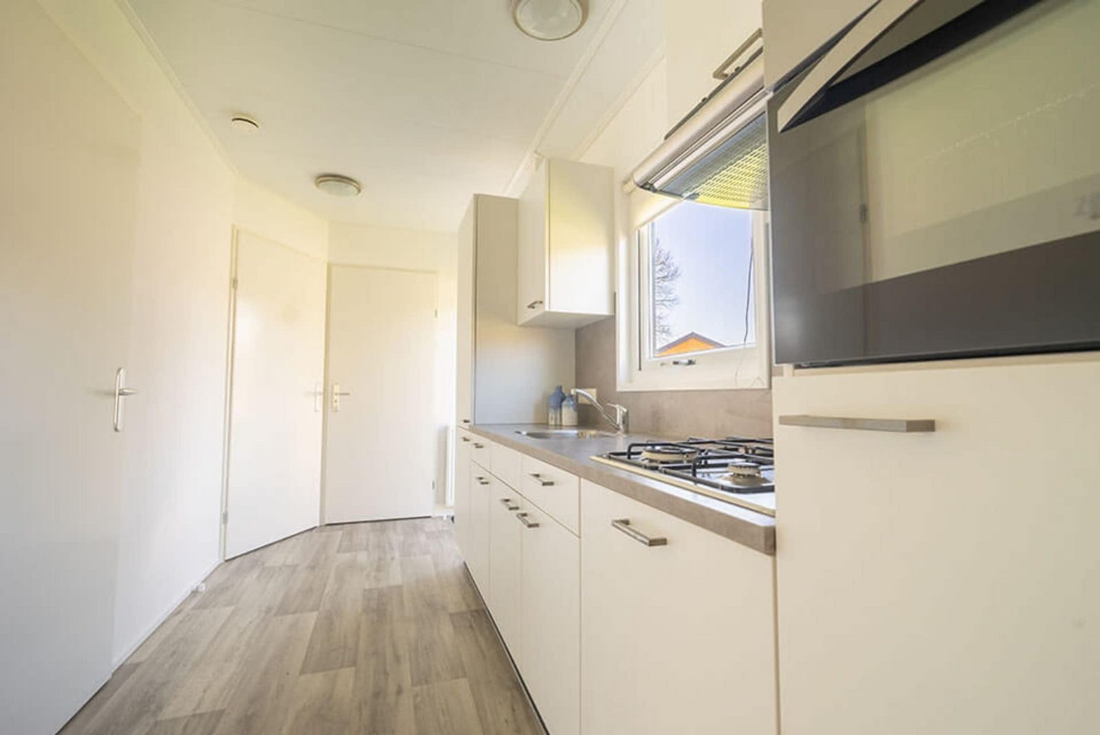 EuroParcs Zuiderzee Velthorst 4 Kitchen
