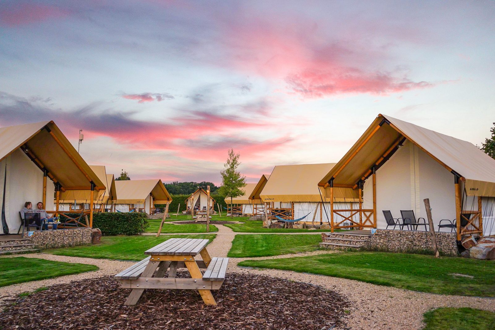 glamping poort van maastricht sunset