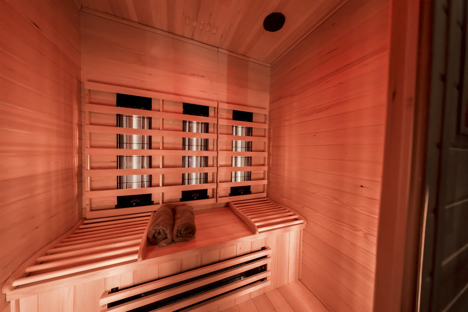 Infrared sauna