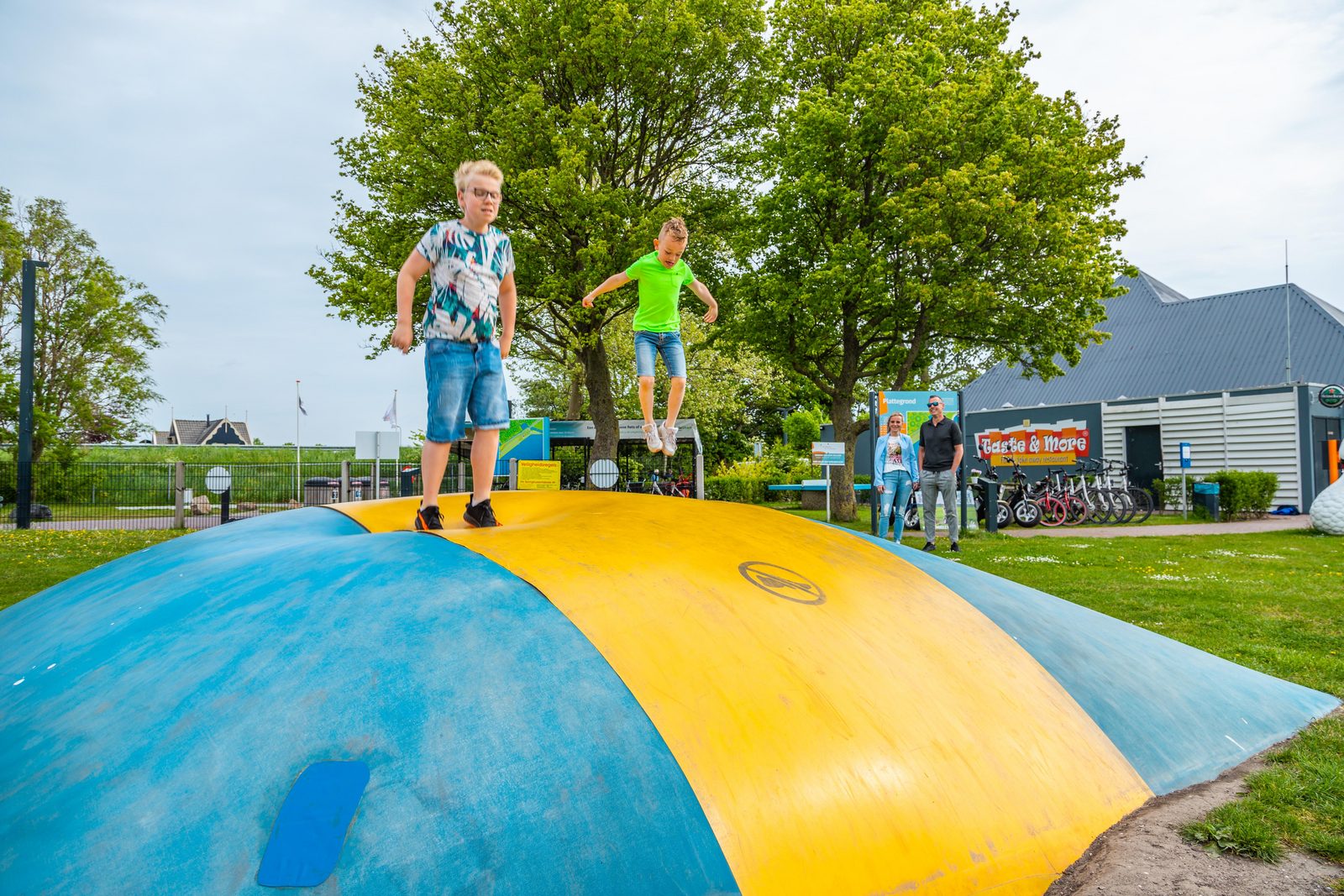 Markermeer Kids Jumping Air Trampoline