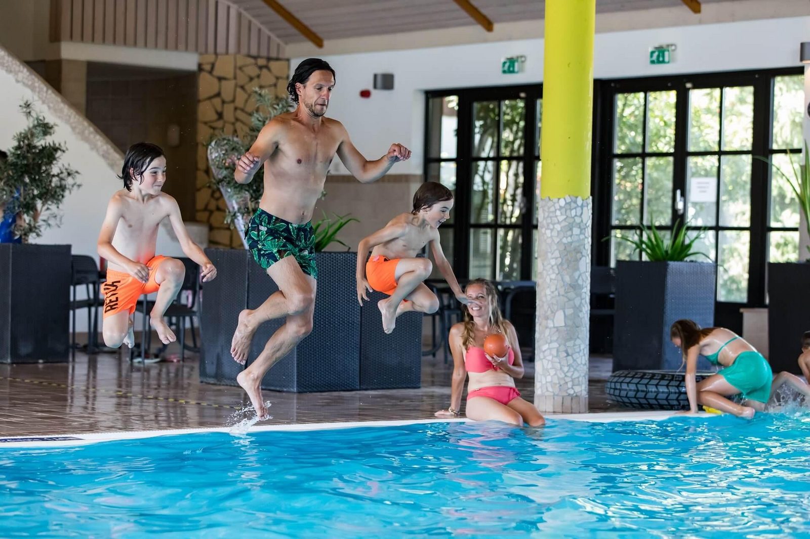 Hallenbad