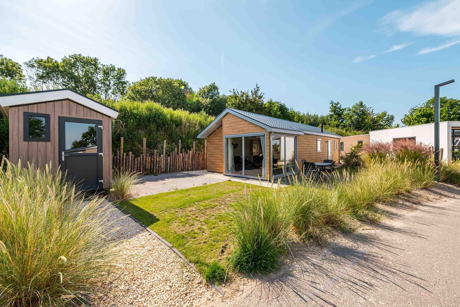 Tiny House binnenkant op EuroParcs Markermeer
