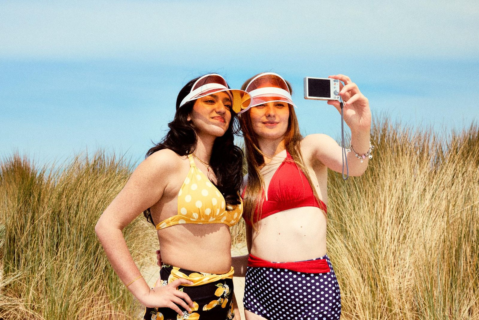 2 dames op het strand