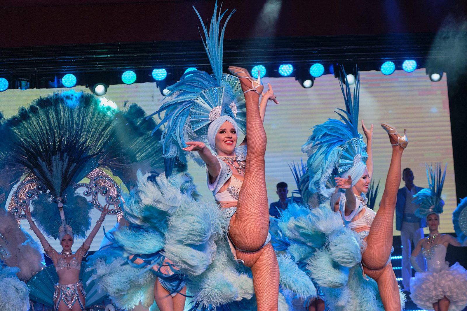 Benidorm Palace | AIRE | Siroco-Gemelos 22 Beautiful costumes during the ELEMENTS show at Benidorm Palace