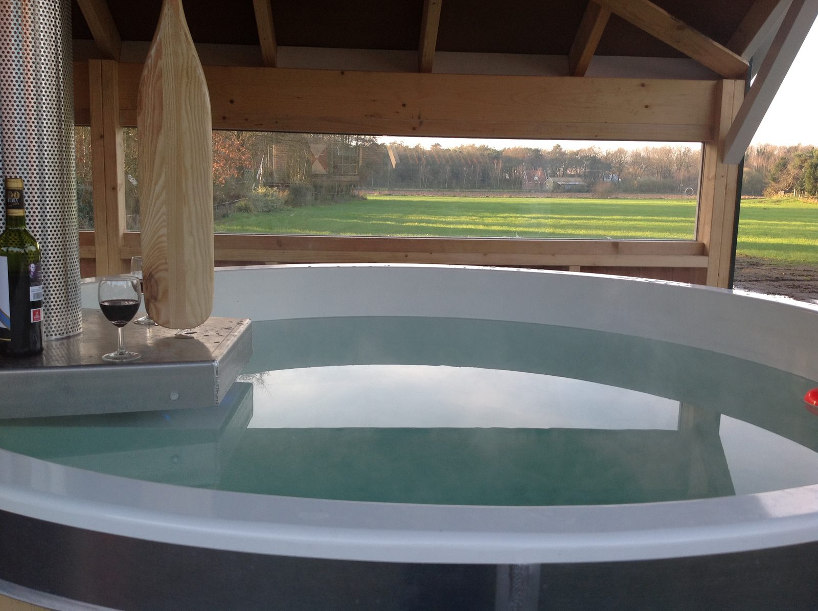 Holiday homes with hot tub