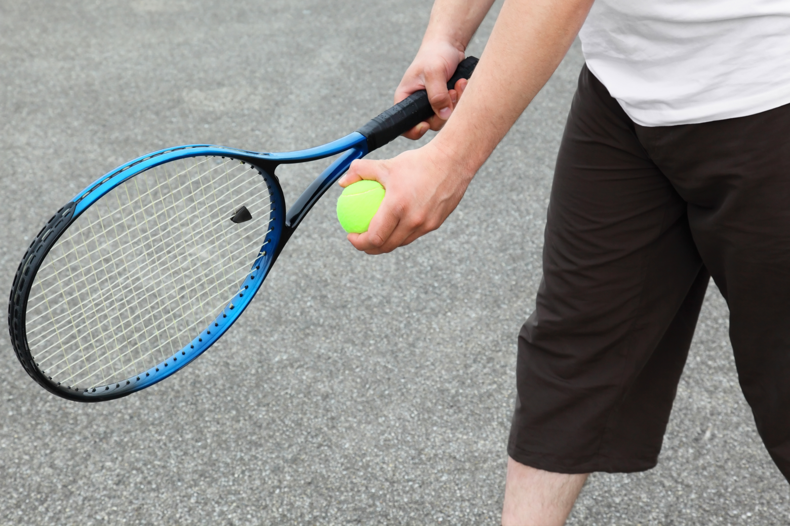 Tennis op vradal baan.