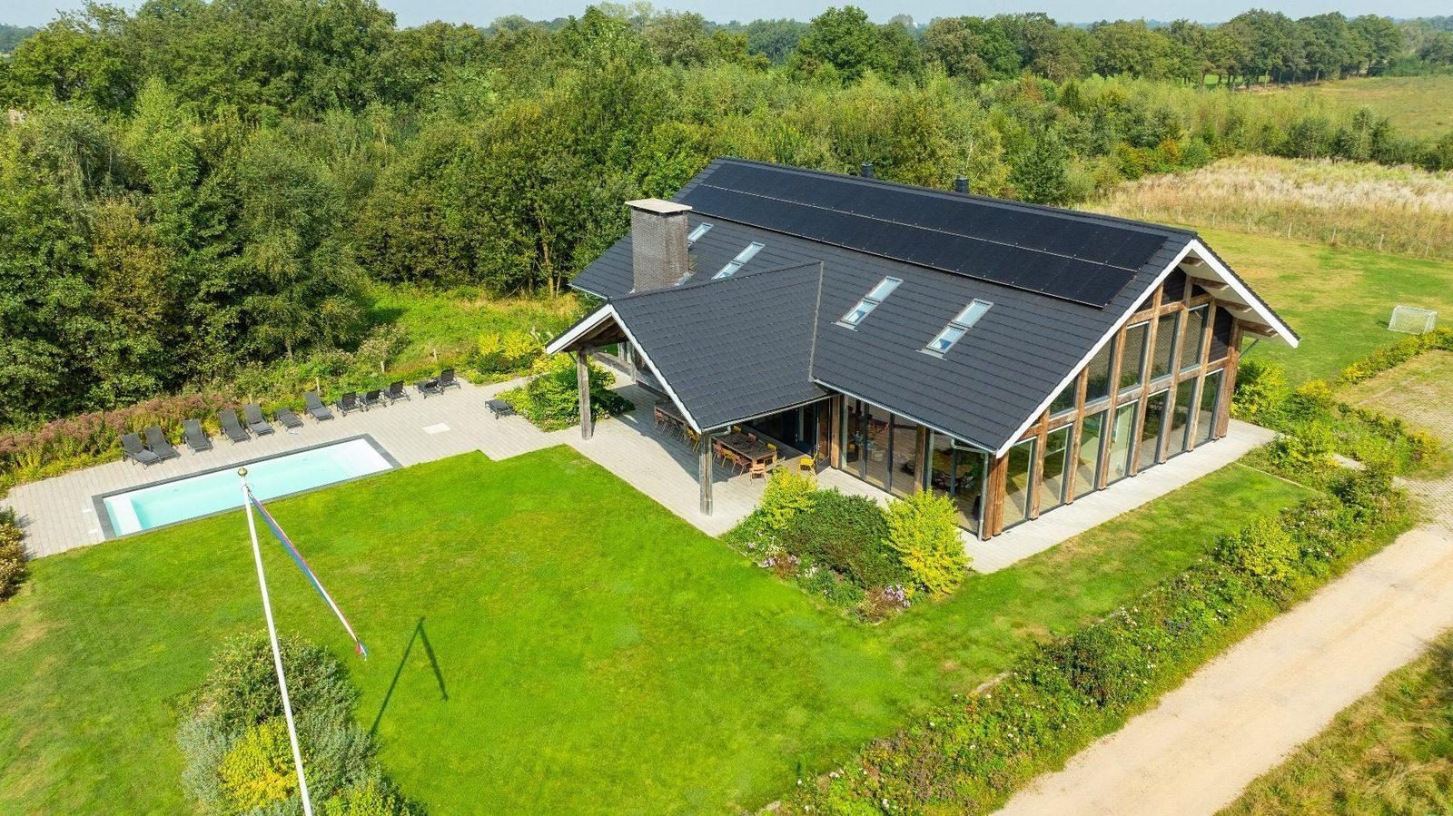Vakantiehuis met zwembad
