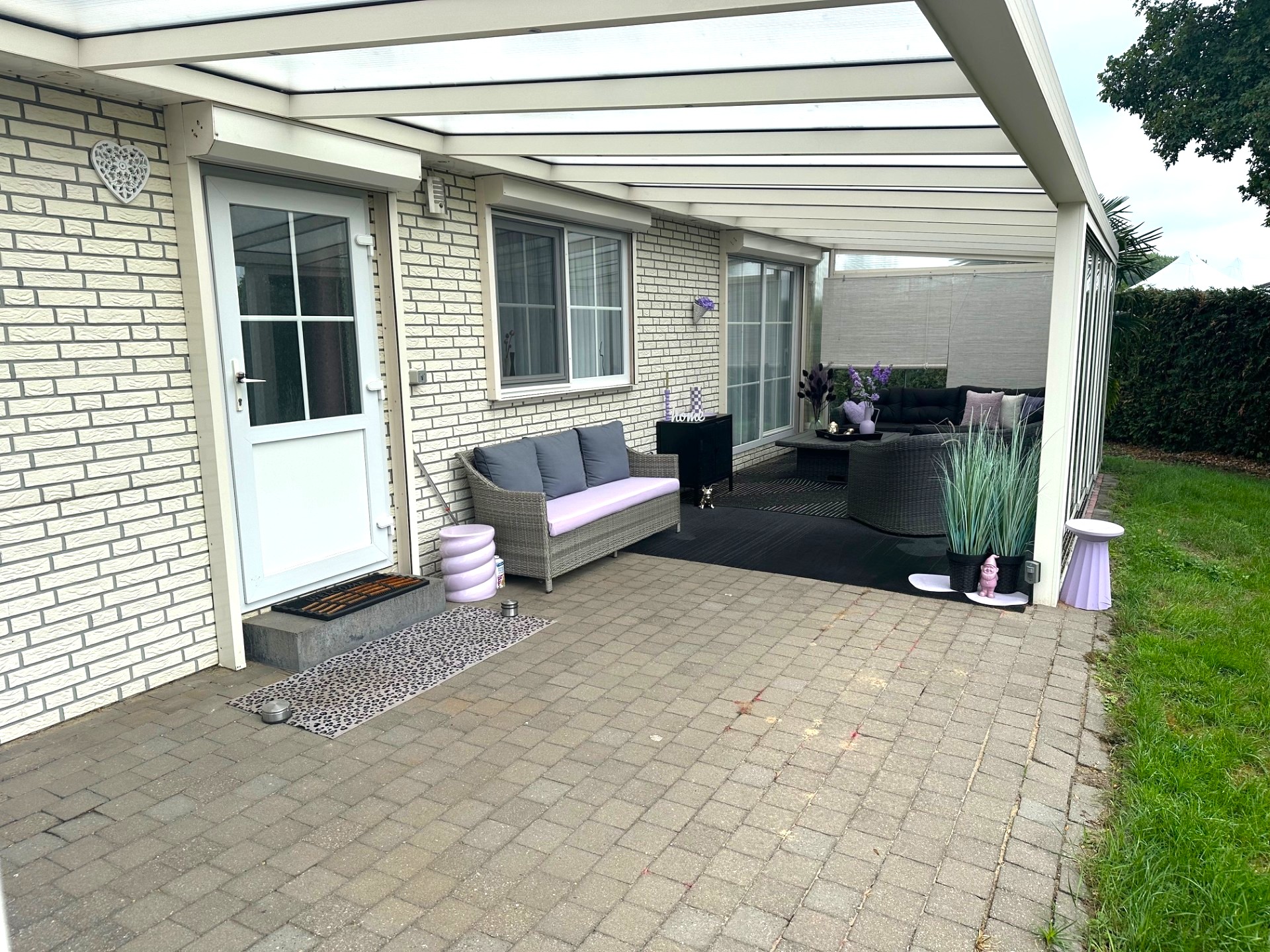 Te koop: Dubbelchalet  op RT5-10 gelegen op een zeer ruime kavel met centrale ligging