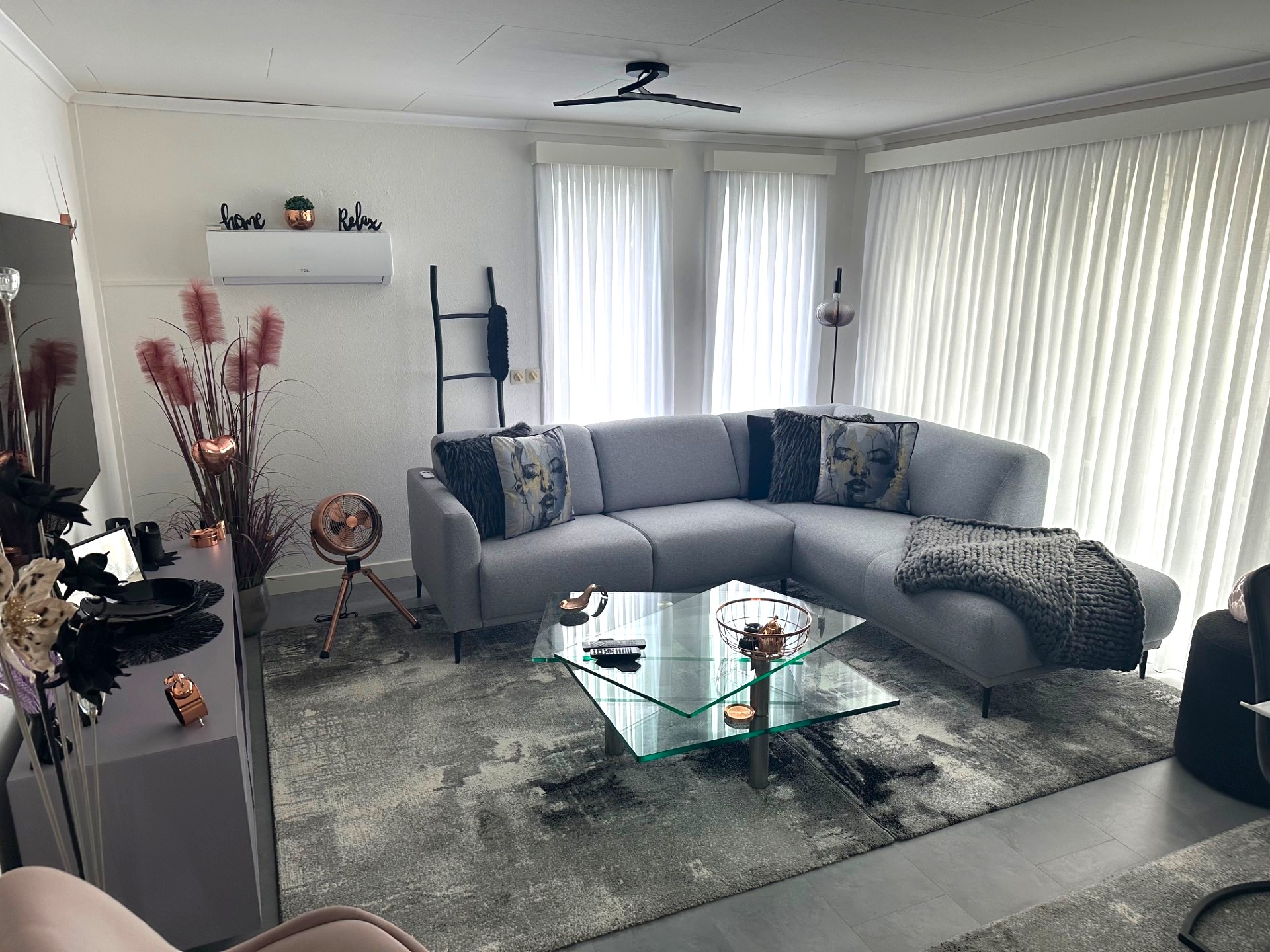 Te koop: Dubbelchalet  op RT5-10 gelegen op een zeer ruime kavel met centrale ligging