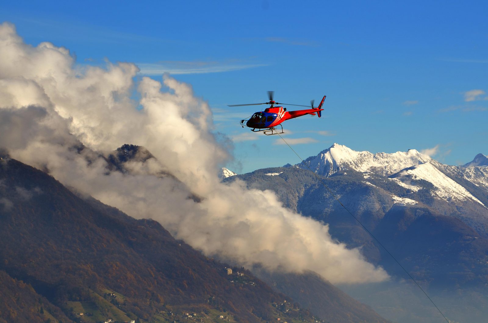 The Alps from the air: go on a helicopter ride!
