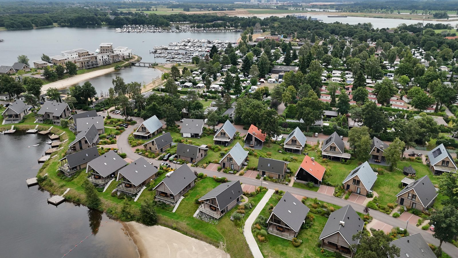 307 Utah (6 pers) aan het water 