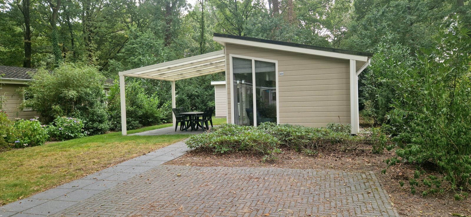 Te koop 4 persoons Boslodge  nr 603 met eigen grond