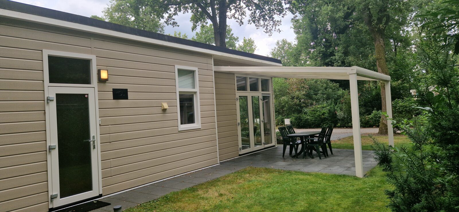 Te koop 4 persoons Boslodge  nr 603 met eigen grond