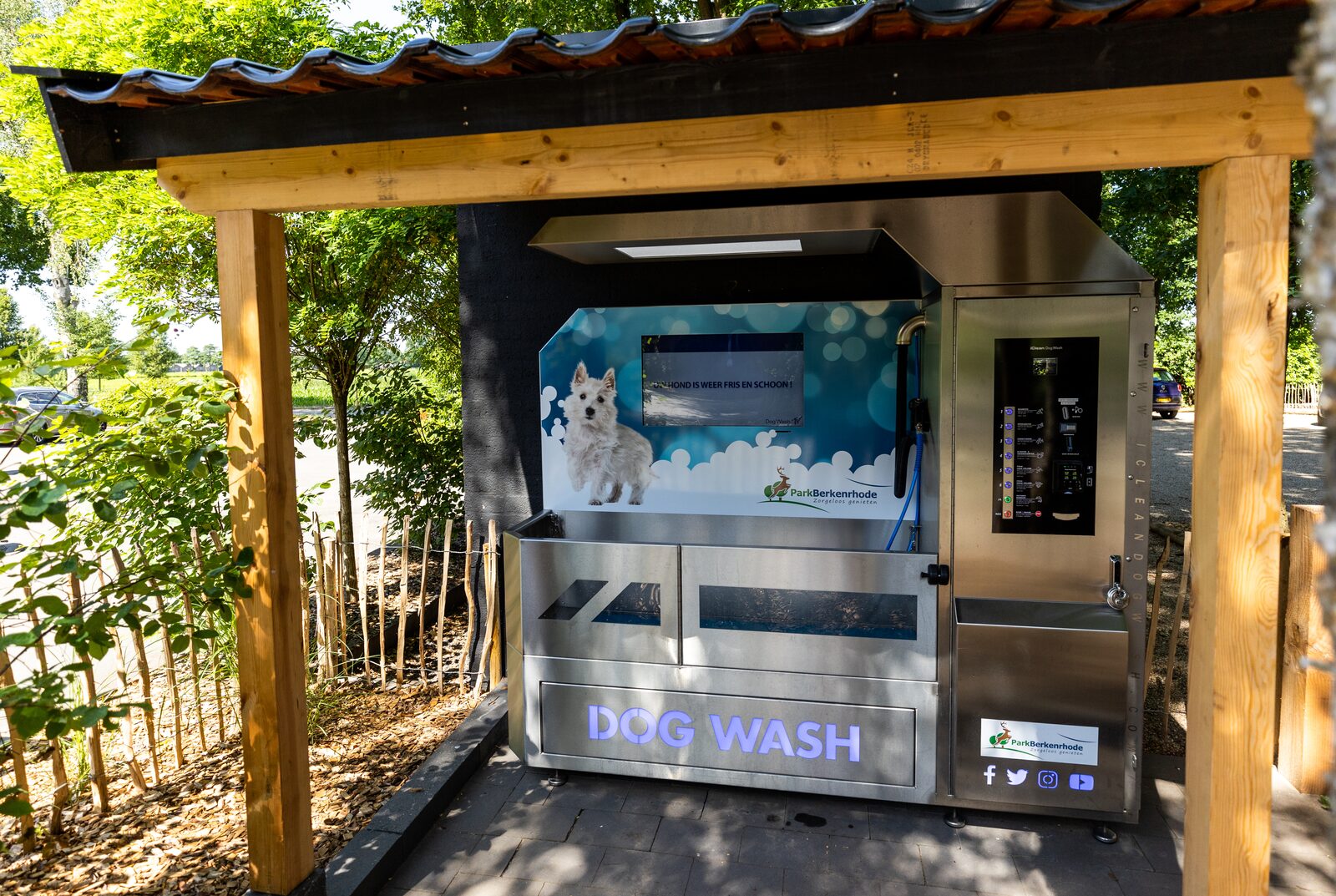 Fenced Dog Wash