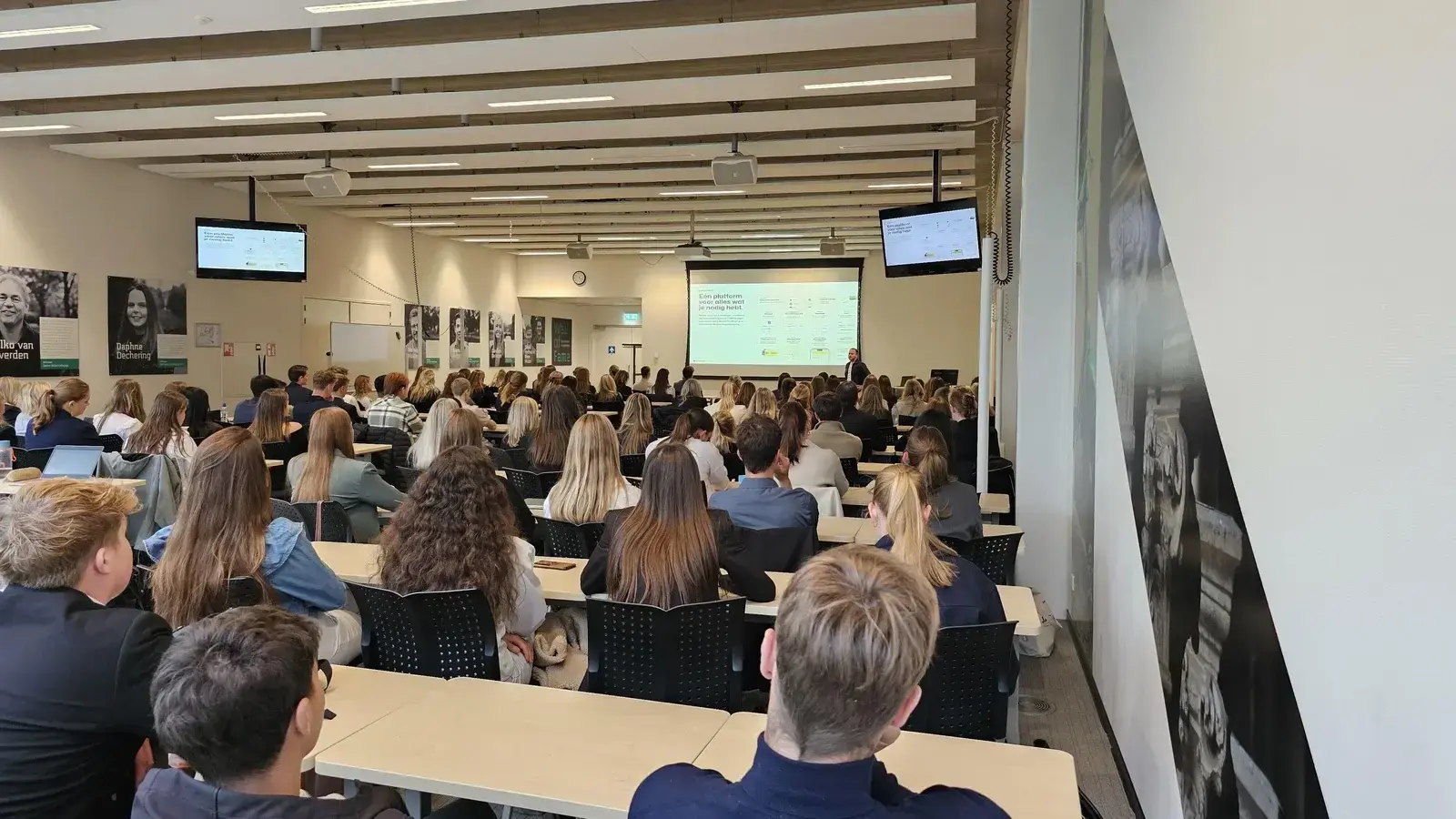 Automation, AI & Branding in education: Booking Experts inspires future teachers with guest lecture