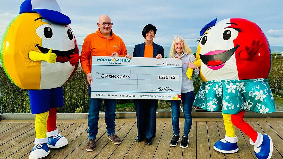 Chemo Hero cheque handover 2024