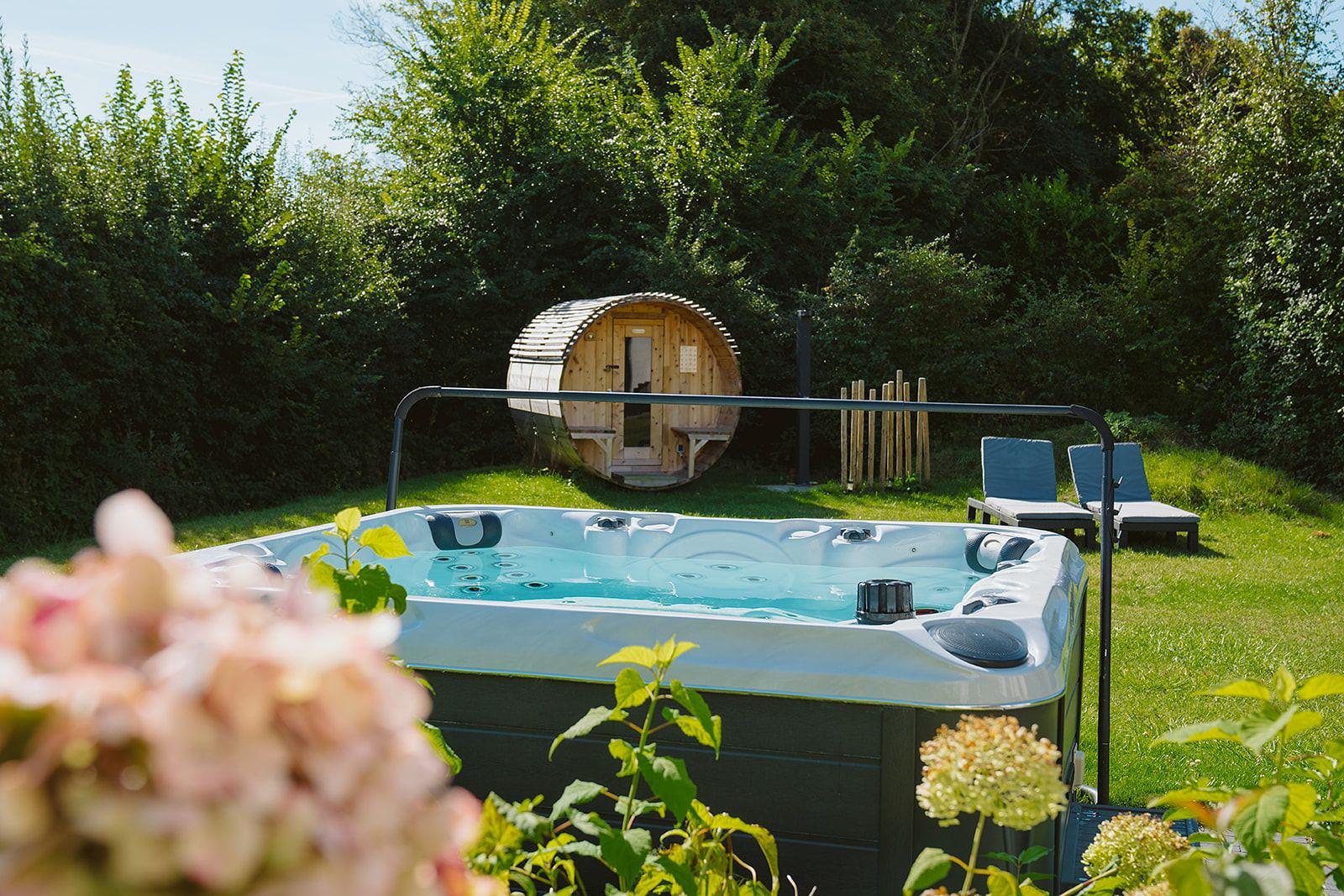 jacuzzi