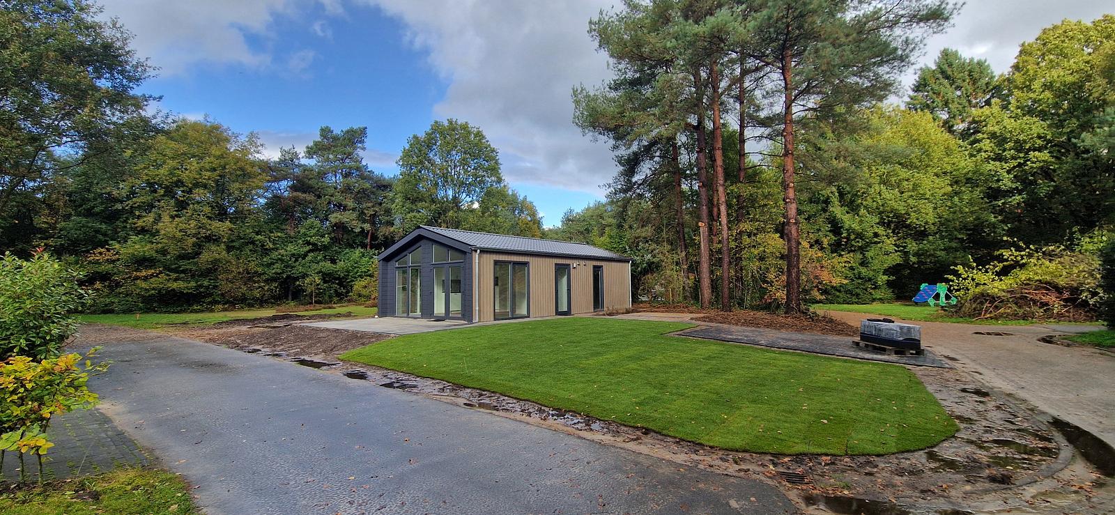 Nieuw! Nieuw! Prachtige nieuwe Boslodge  de luxe full electric nr HH12