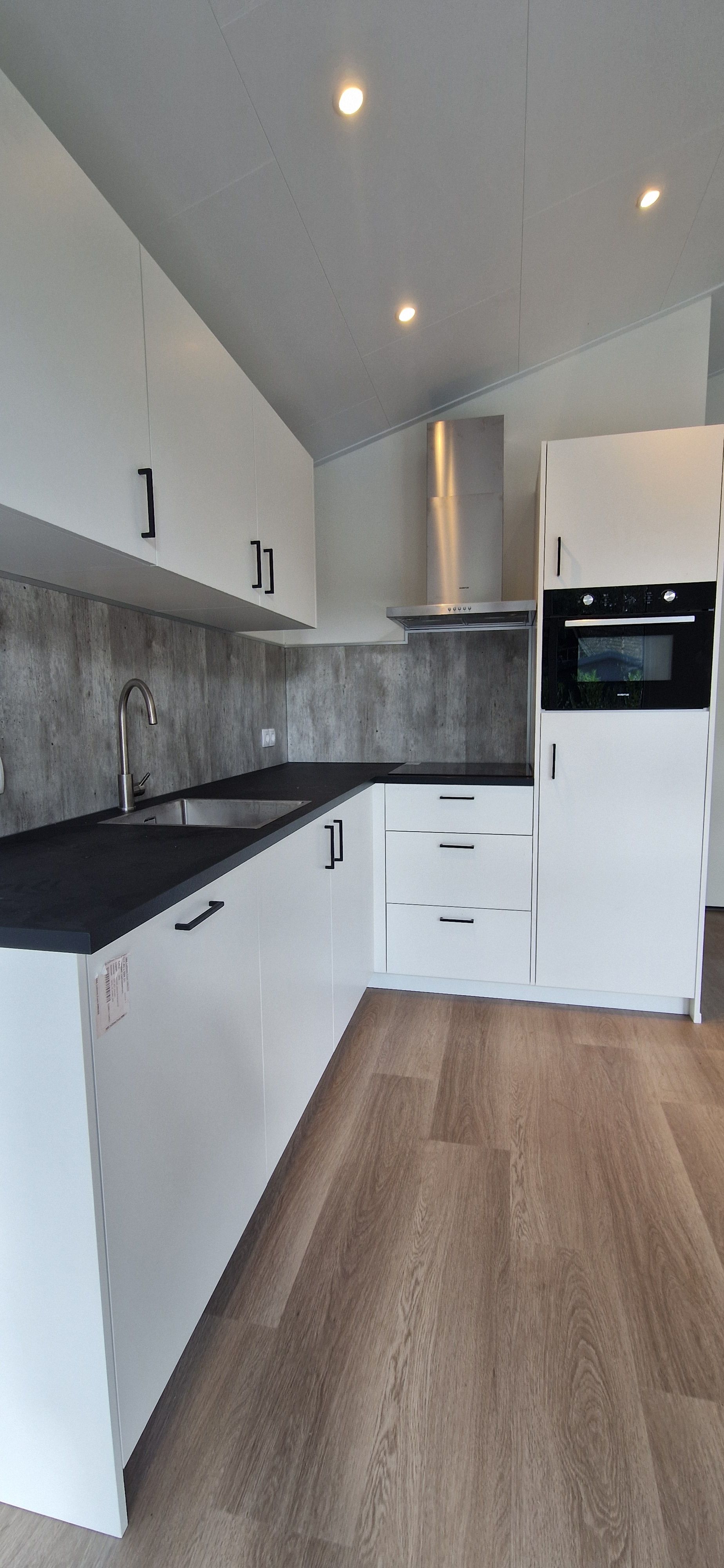 Te koop: Nieuw! Nieuw! Prachtige nieuwe Boslodge  de luxe full electric nr HH12