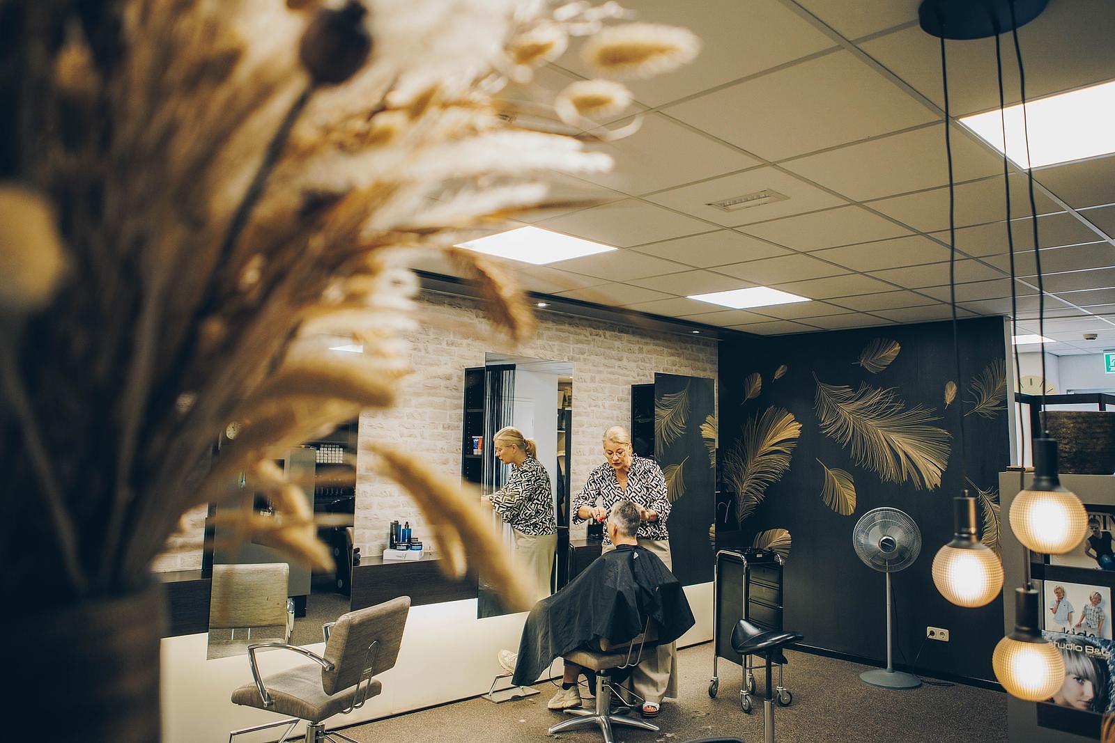 Kapsalon 't Hooge Holt