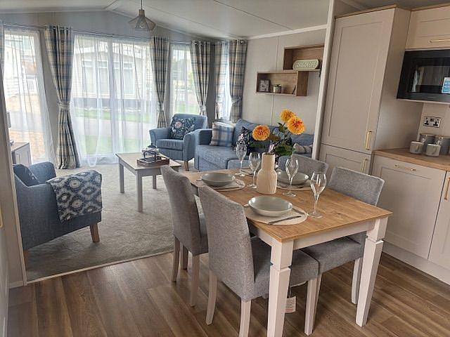 SUNSEEKER Spirit Coastal